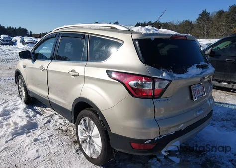 2017 Ford Escape Titanium из США, поврежденный, VIN 1FMCU9J90HUD23337